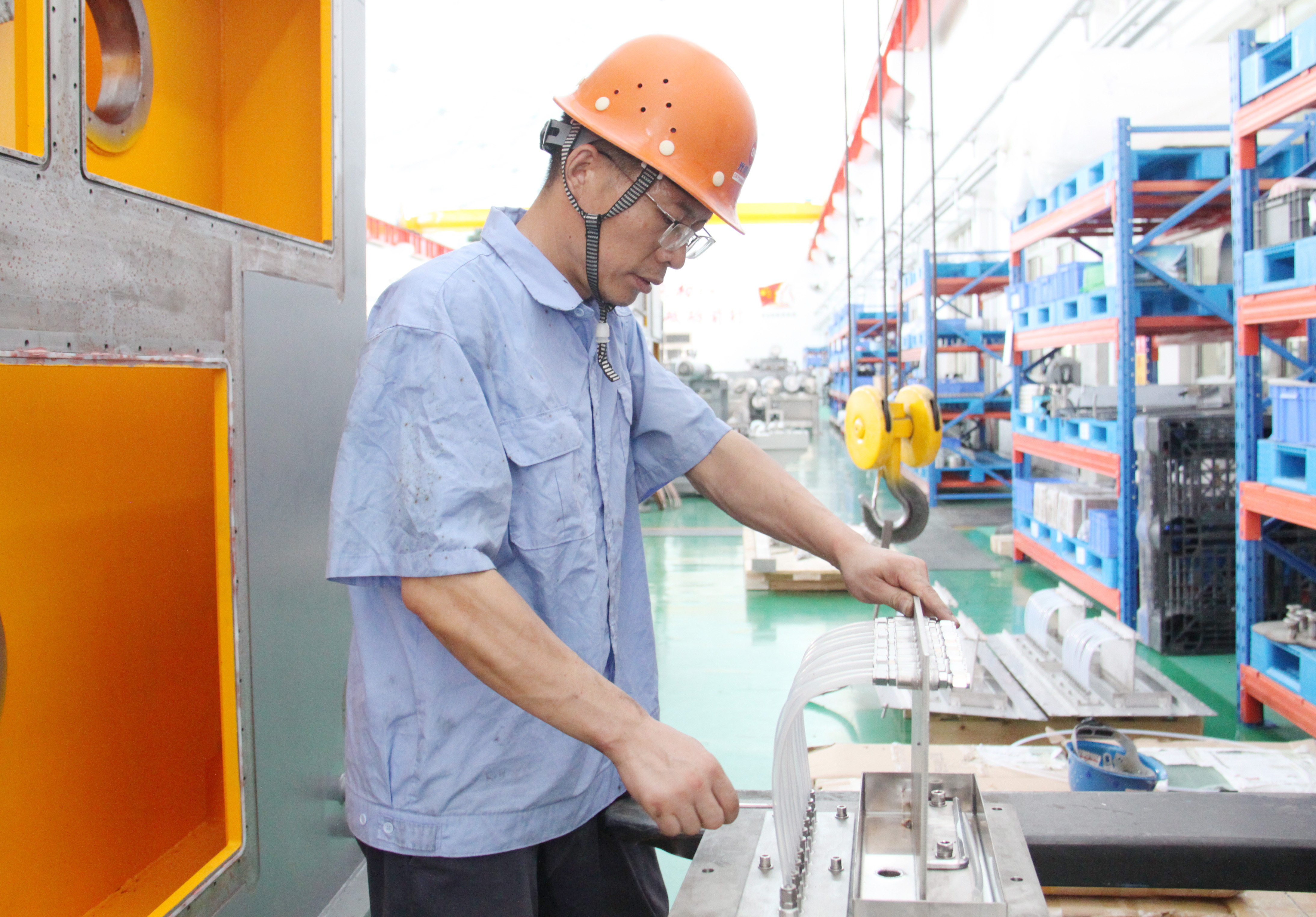 矫旭东.jpg 矫旭东.jpg