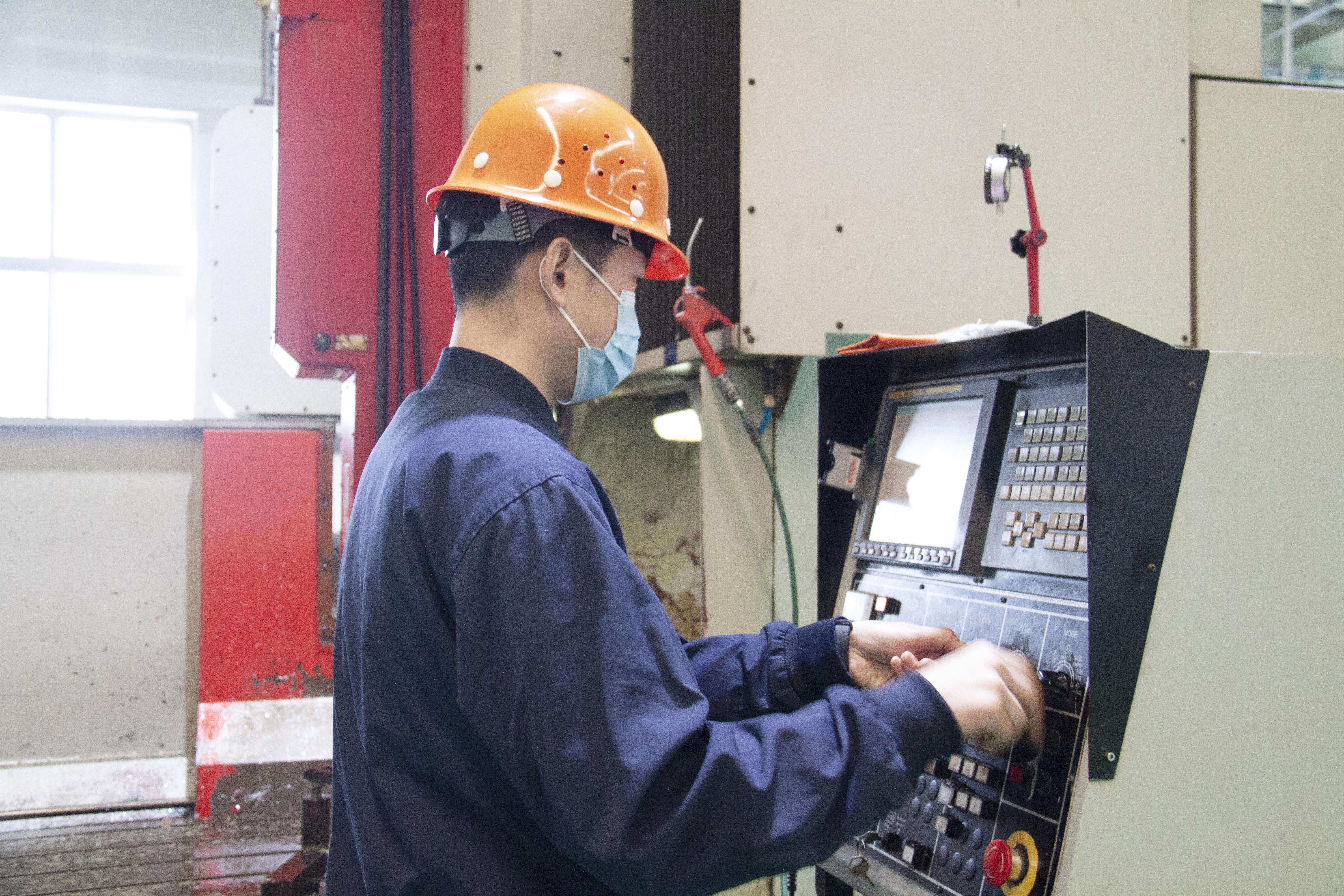 谷志强.jpg 谷志强.jpg